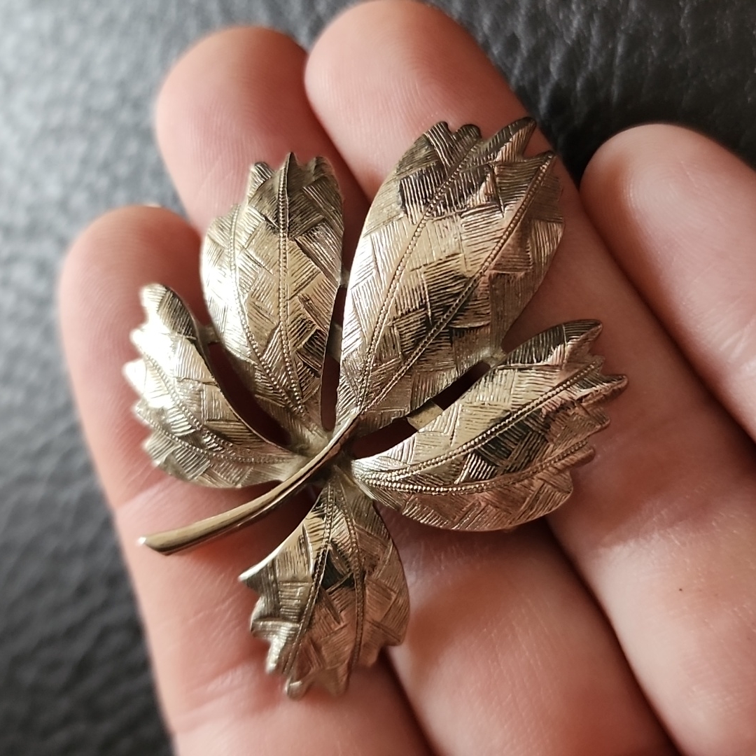 Vtg Brooch